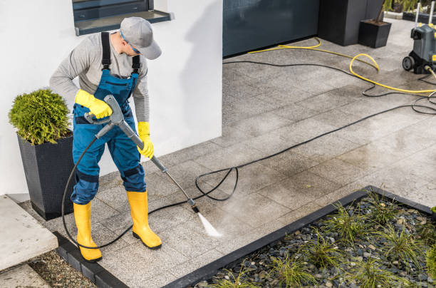 Best Commercial Pressure Washing  in Viola, NY